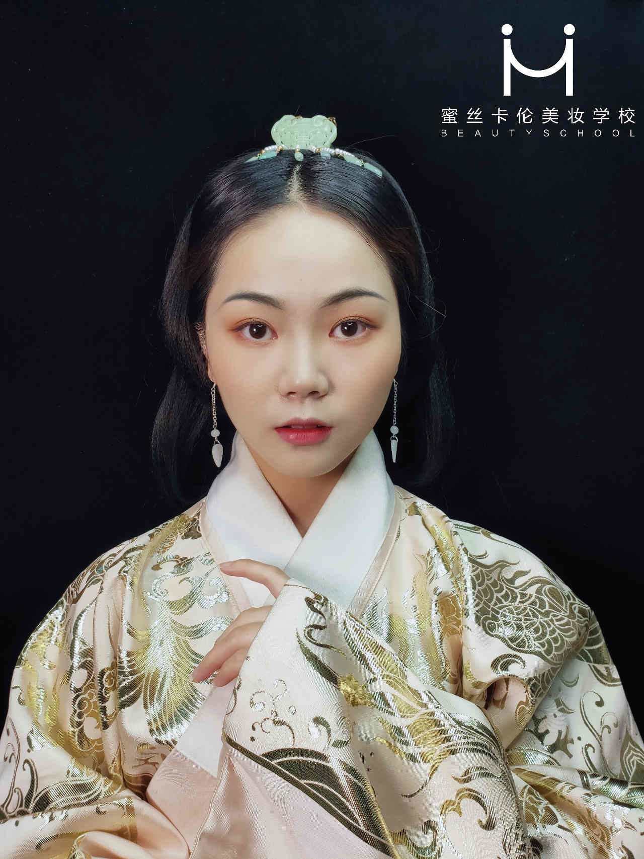 微信图片_20211209.jpg